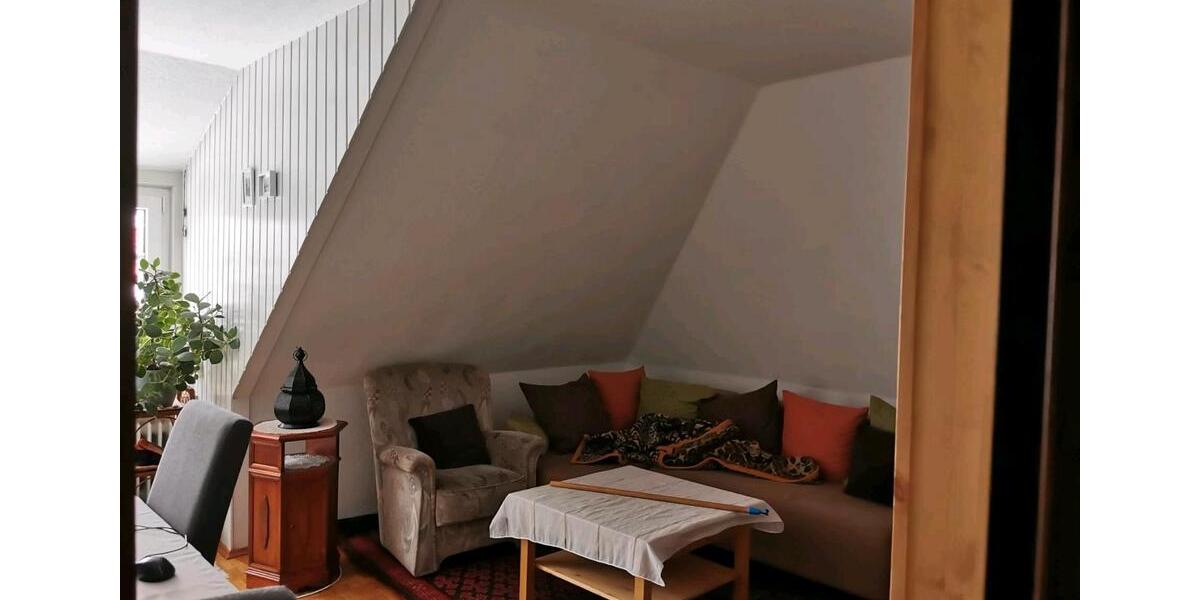 Dachgeschoßwohnung Jever - 3.5 Zimmer, 75 m&sup2;, 570&euro; | Angebot:25831574