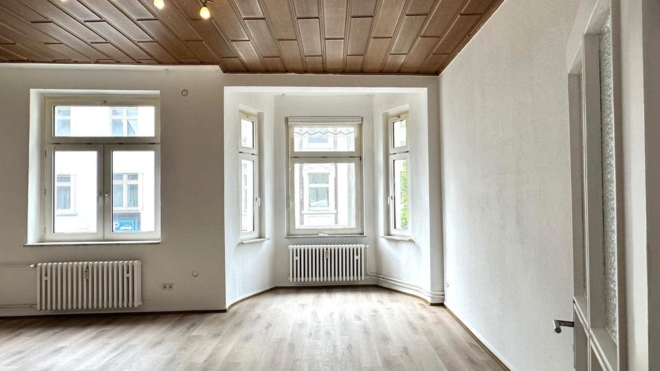 Etagenwohnung Duisburg Duisburg-Mitte - 3.5 Zimmer, 90 m&sup2;, 900&euro; | Angebot:26621353
