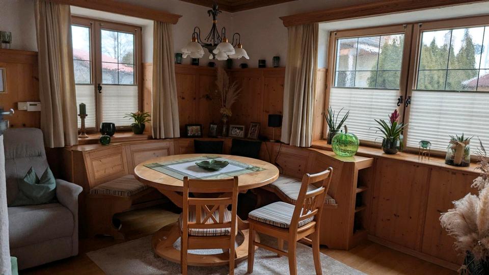 Einfamilienhaus Feldkirchen-Westerham Westerham - 7 Zimmer, 220 m&sup2;, 2.950&euro; | Angebot:25305017