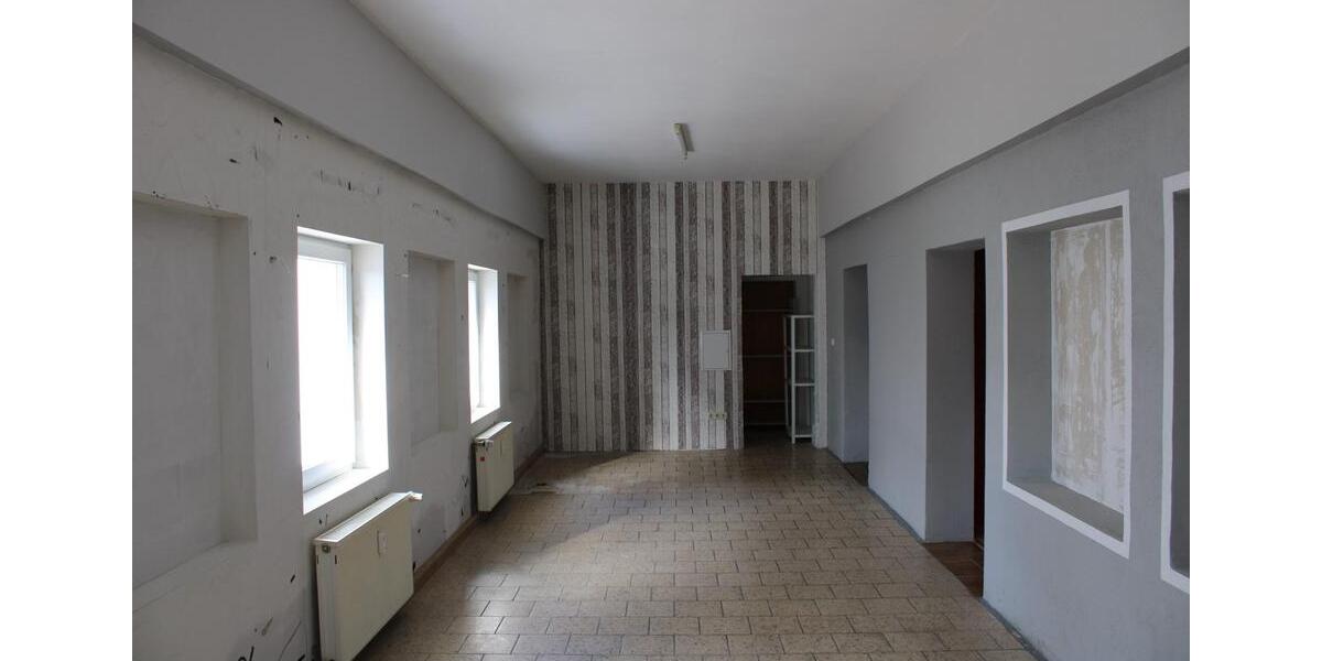 Vielseitige Gewerbefläche mit 120qm und guter Raumaufteilung zimmer