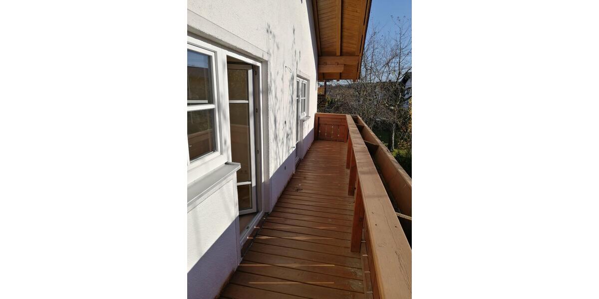 Etagenwohnung Piding - 4 Zimmer, 100 m&sup2;, 1.050&euro; | Angebot:24803934