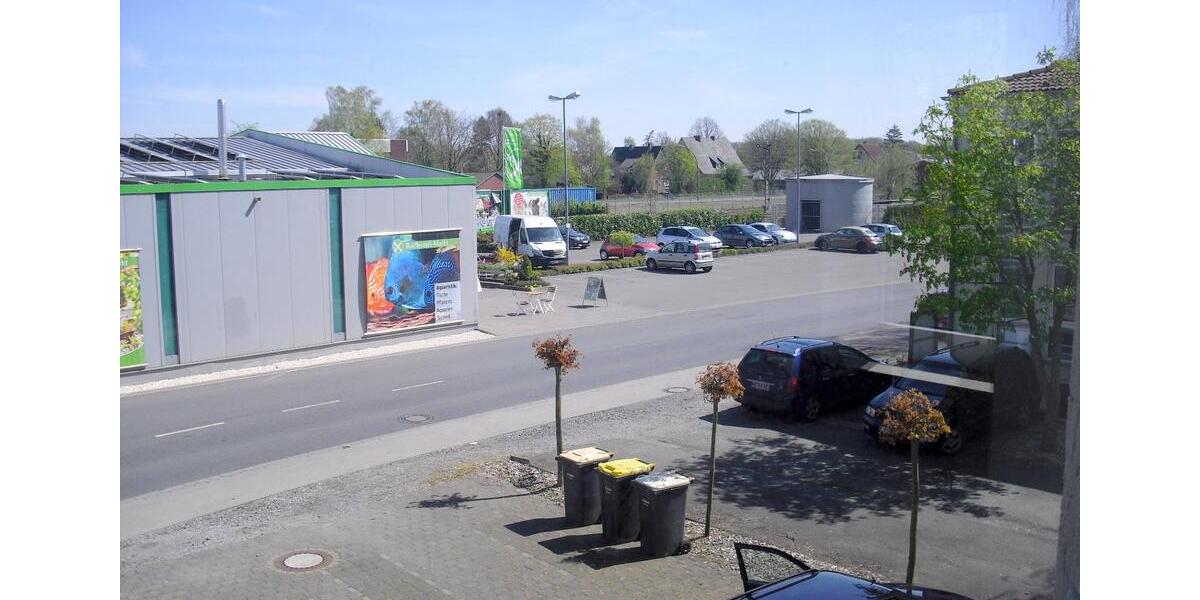 ca. 80 m² Büroräume im 1.OG., in gut frequentierter Lage zimmer