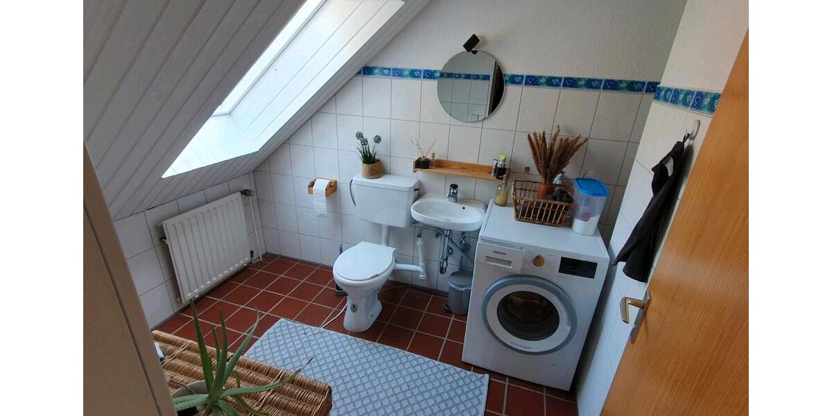 Dachgeschoßwohnung Syke - 3.5 Zimmer, 127 m&sup2;, 900&euro; | Angebot:24511912