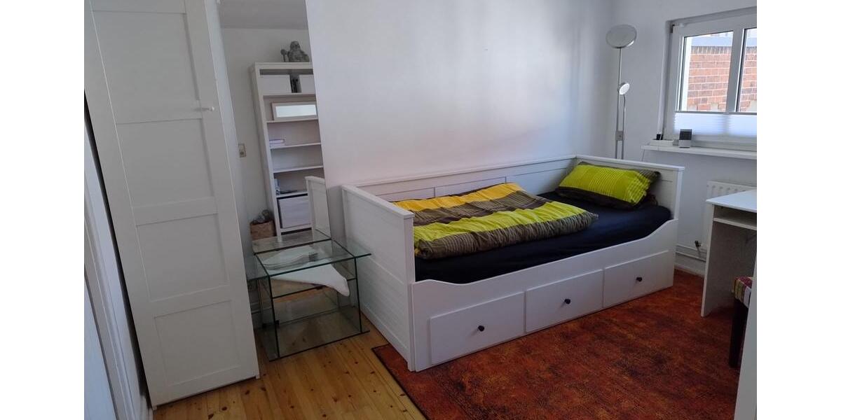 Etagenwohnung Hamburg Wandsbek - 1 Zimmer, 14 m&sup2;, 420&euro; | Angebot:26662390