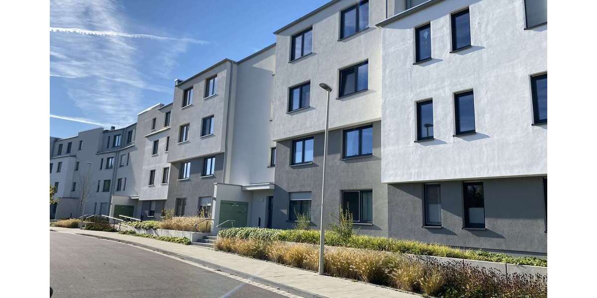 Etagenwohnung Bonn Vilich-Rheindorf - 2.5 Zimmer, 116 m&sup2;, 1.440&euro; | Angebot:26645792