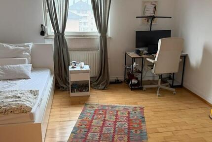 Schönes 18qm Zimmer in ruhiger 3er WG 3 zimmer