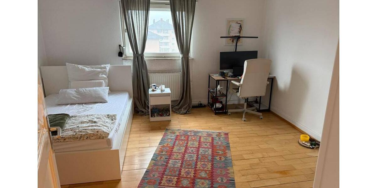 Schönes 18qm Zimmer in ruhiger 3er WG 3 zimmer