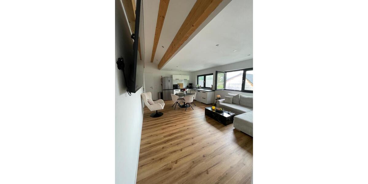 Dachgeschoßwohnung Wächtersbach - 3 Zimmer, 77 m&sup2;, 900&euro; | Angebot:26471171
