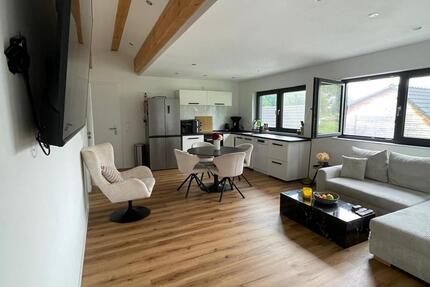 Wohnung Wächtersbach - 3 Zimmer, 77 m&sup2;, 900&euro; | Angebot:26471171