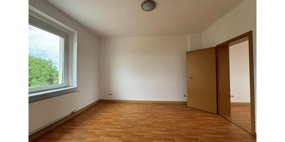 Etagenwohnung Güsten - 3 Zimmer, 61 m&sup2;, 380&euro; | Angebot:26249666