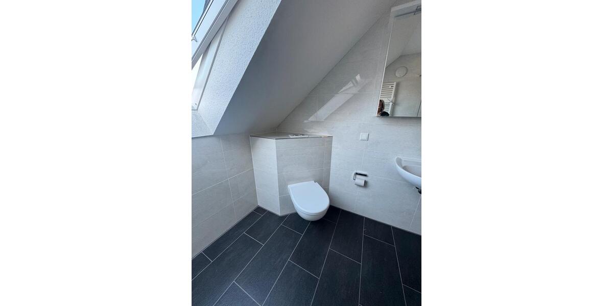 Dachgeschoßwohnung Bad Oeynhausen Rehme - 2 Zimmer, 80 m&sup2;, 820&euro; | Angebot:26297454