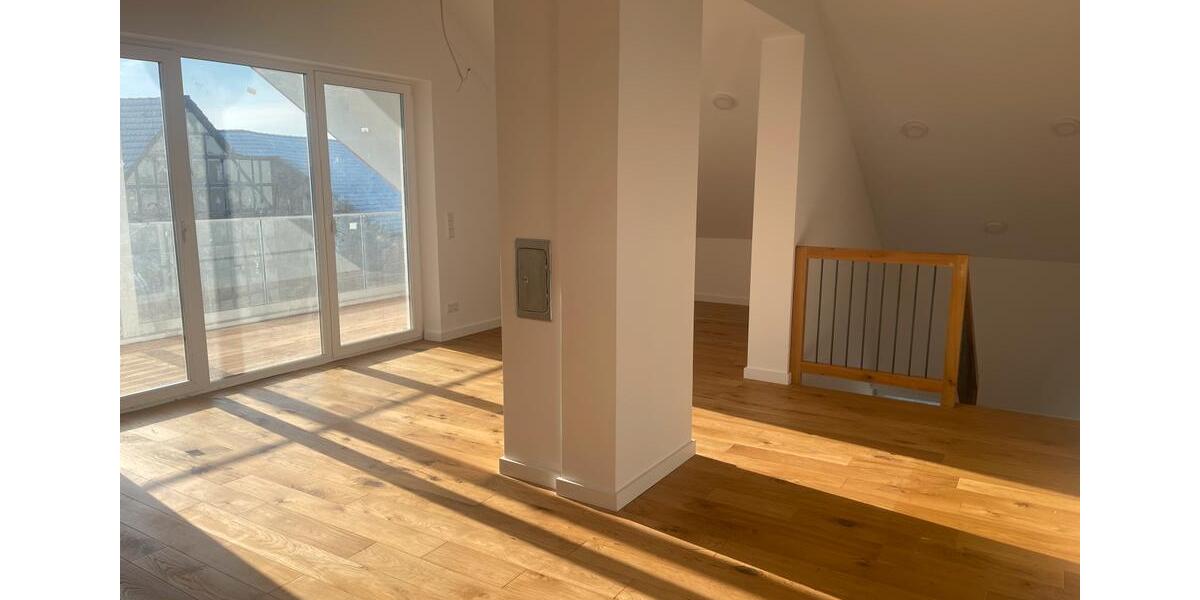 Einfamilienhaus Wetter (Hessen) - 6.5 Zimmer, 250 m&sup2;, 2.250&euro; | Angebot:24967369