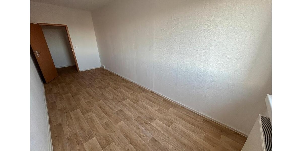 Dachgeschoßwohnung Halberstadt - 4 Zimmer, 70 m&sup2;, 352&euro; | Angebot:24440765