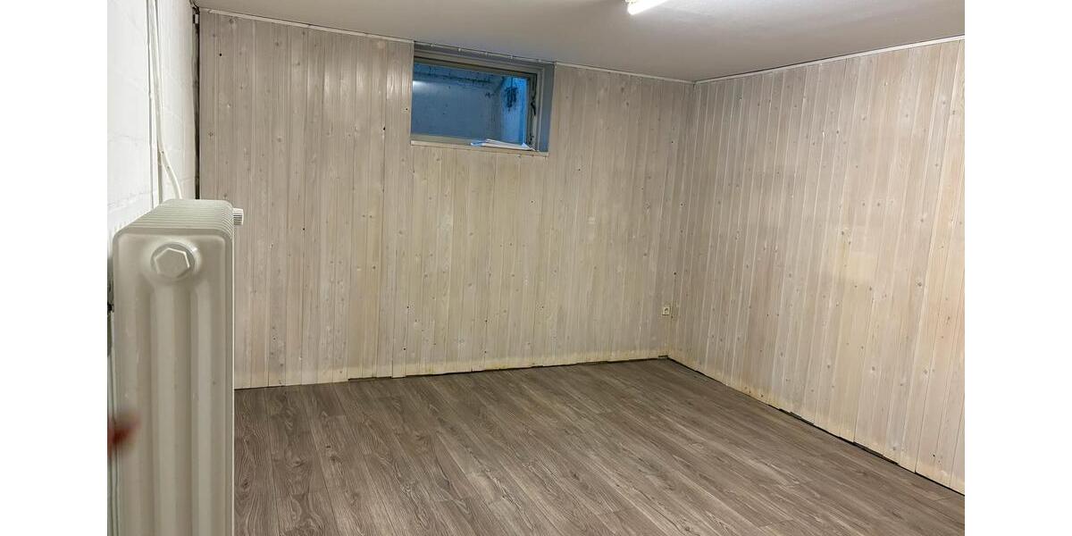 Erdgeschoßwohnung Rosengarten - 2 Zimmer, 82 m&sup2;, 1.075&euro; | Angebot:25391466