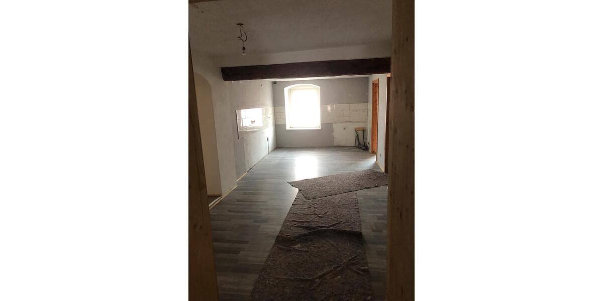 Erdgeschoßwohnung Erxleben - 3.5 Zimmer, 100 m&sup2;, 650&euro; | Angebot:25839023