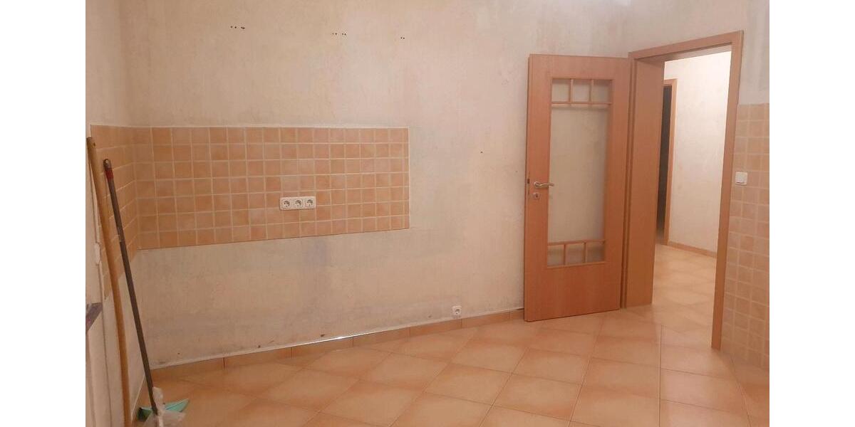 Niddatal Bönstadt 5 Zimmer Küche Bad Terrasse Kellerraum Garage 5 zimmer