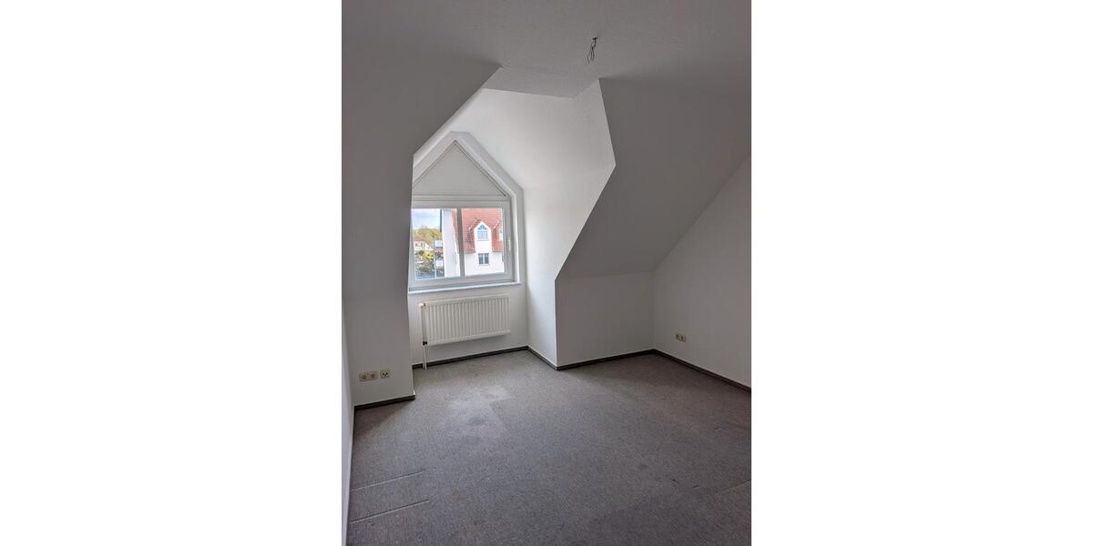 Dachgeschoßwohnung Sülzetal - 2 Zimmer, 67 m&sup2;, 402&euro; | Angebot:26629520