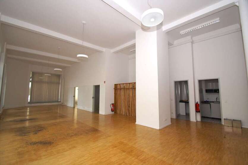 Attraktive Büro- oder Praxiseinheit im Herzen Leipzigs