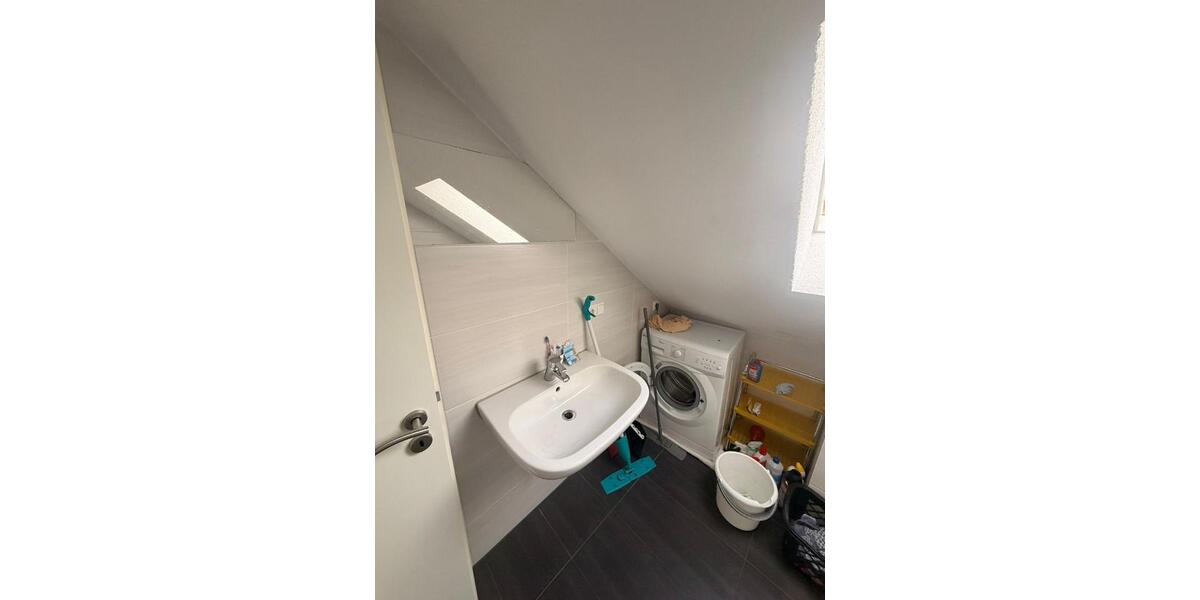 Dachgeschoßwohnung Simmozheim - 4 Zimmer, 94 m&sup2;, 1.000&euro; | Angebot:25755988