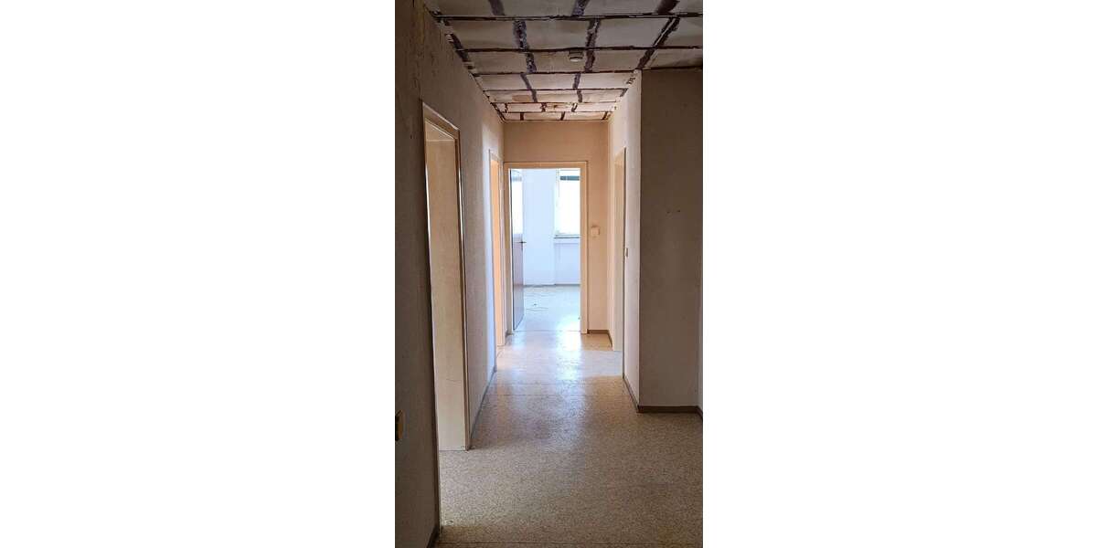 Etagenwohnung Neustadt Wildenheid - 3 Zimmer, 72 m&sup2;, 310&euro; | Angebot:26561119