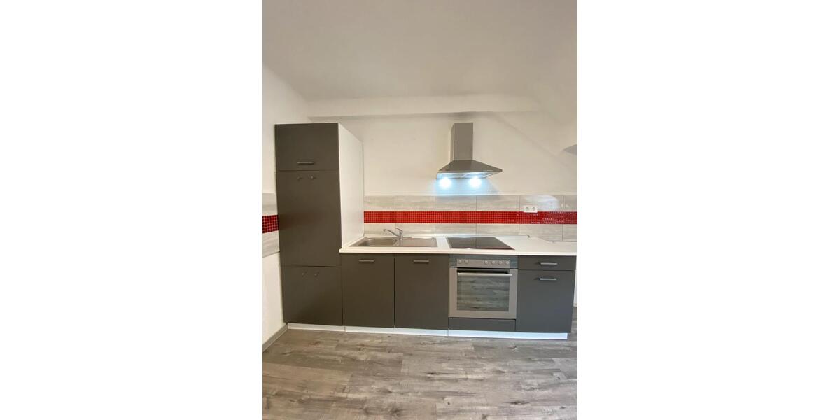 Dachgeschoßwohnung Mettlach - 2 Zimmer, 50 m&sup2;, 600&euro; | Angebot:25907068