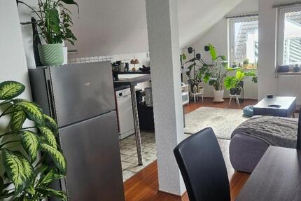 Wohnung Wiesbaden Biebrich - 2 Zimmer, 60 m&sup2;, 700&euro; | Angebot:24703197