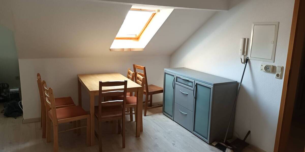 Etagenwohnung Auerbach - 2 Zimmer, 58 m&sup2;, 261&euro; | Angebot:25697806