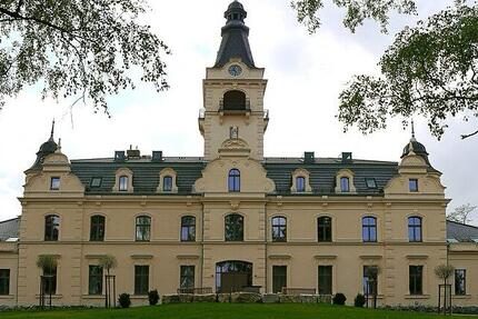 Luxuriöse möblierte 3 Zimmer Wohnung im Schloss mit Sauna 3 zimmer