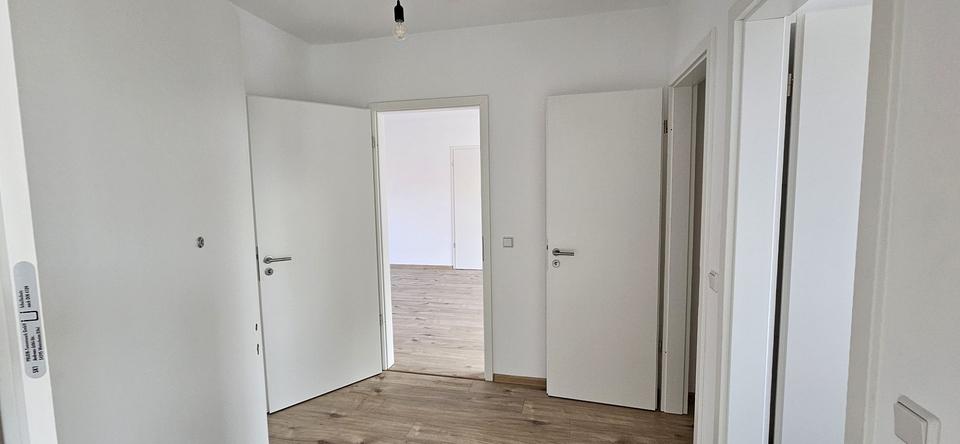 Etagenwohnung Oranienburg - 3 Zimmer, 82 m&sup2;, 1.435&euro; | Angebot:22942775