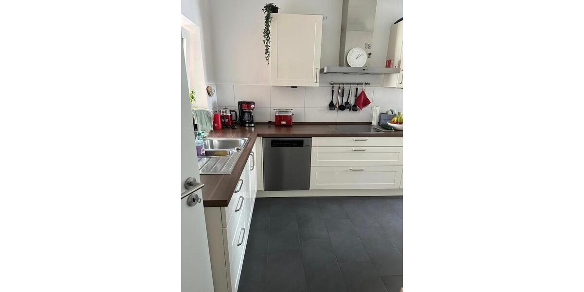 Erdgeschoßwohnung Weyhausen - 4 Zimmer, 126 m&sup2;, 1.000&euro; | Angebot:26020752