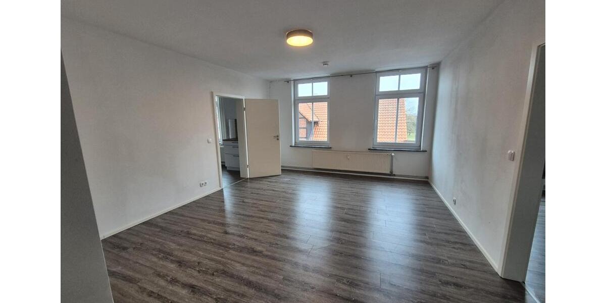 Etagenwohnung Diesdorf - 4 Zimmer, 114 m&sup2;, 800&euro; | Angebot:26348036