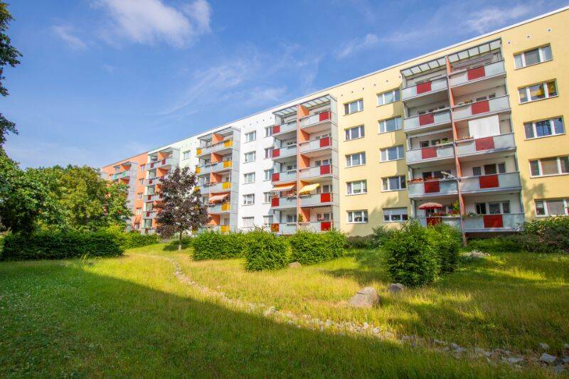 Etagenwohnung Halle (Saale) Südstadt - 2 Zimmer, 50 m&sup2;, 330&euro; | Angebot:26128820