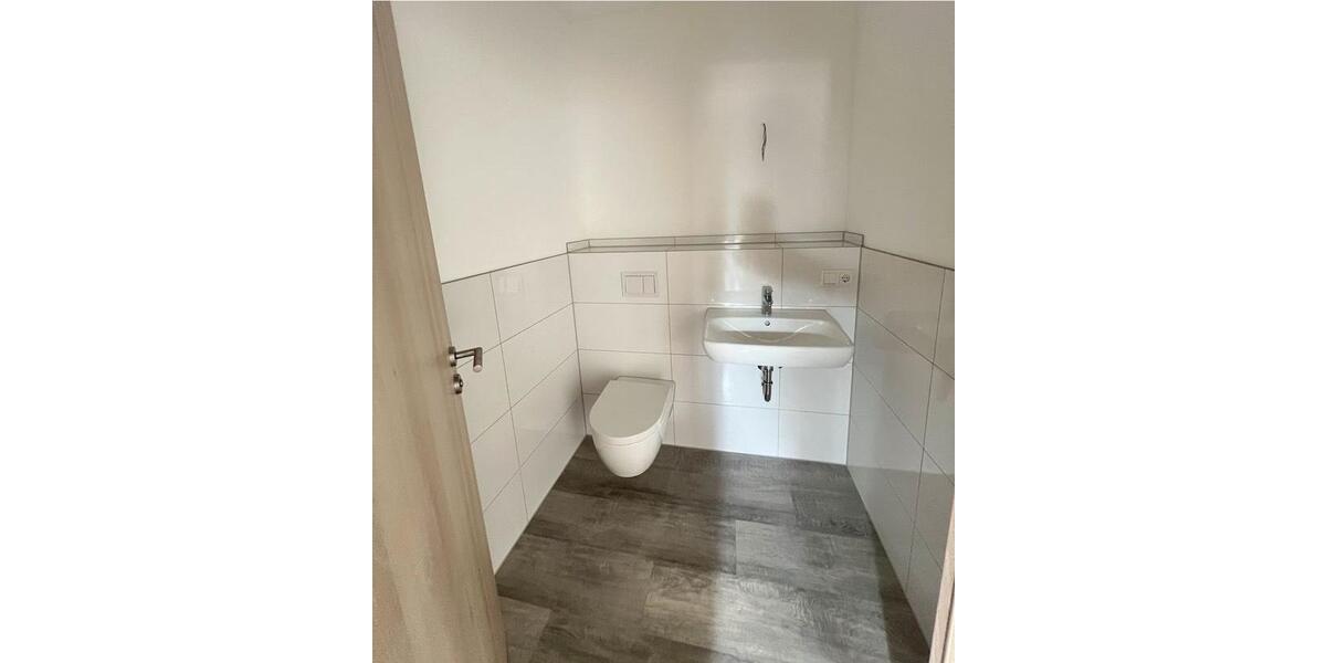 Etagenwohnung Siegen Kaan-Marienborn - 4 Zimmer, 120 m&sup2;, 1.320&euro; | Angebot:24221694