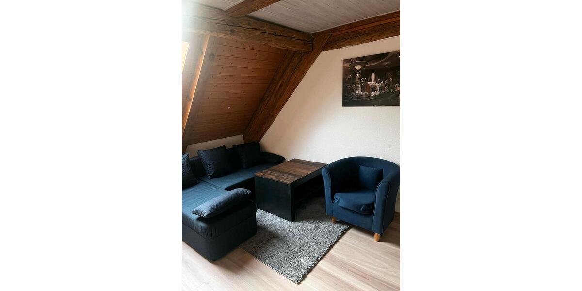 Dachgeschoßwohnung Floß - 1 Zimmer, 25 m&sup2;, 550&euro; | Angebot:25257472