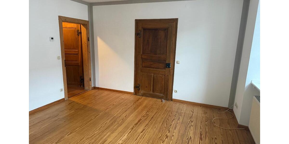 Erdgeschoßwohnung Euskirchen Dom-Esch - 1 Zimmer, 34 m&sup2;, 330&euro; | Angebot:26536621
