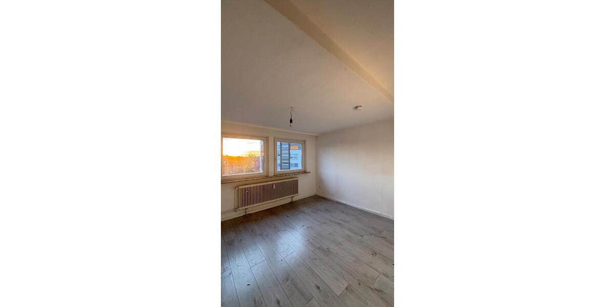 Etagenwohnung Bottrop Ebel - 4.5 Zimmer, 95 m&sup2;, 902&euro; | Angebot:26194917