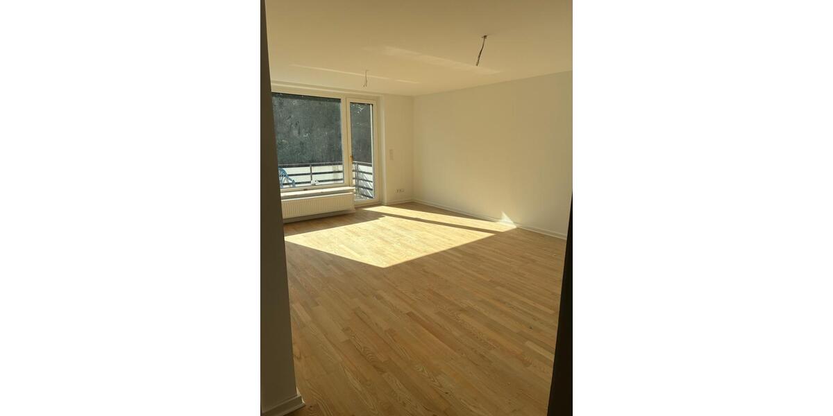 Kernsanierte 3-Zimmer-Wohnung im 3. OG mit Balkon 3 zimmer