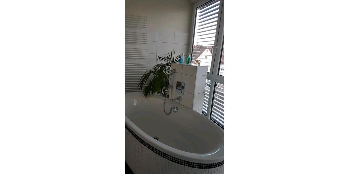 Etagenwohnung Burtenbach - 7 Zimmer, 2.240&euro; | Angebot:23109981