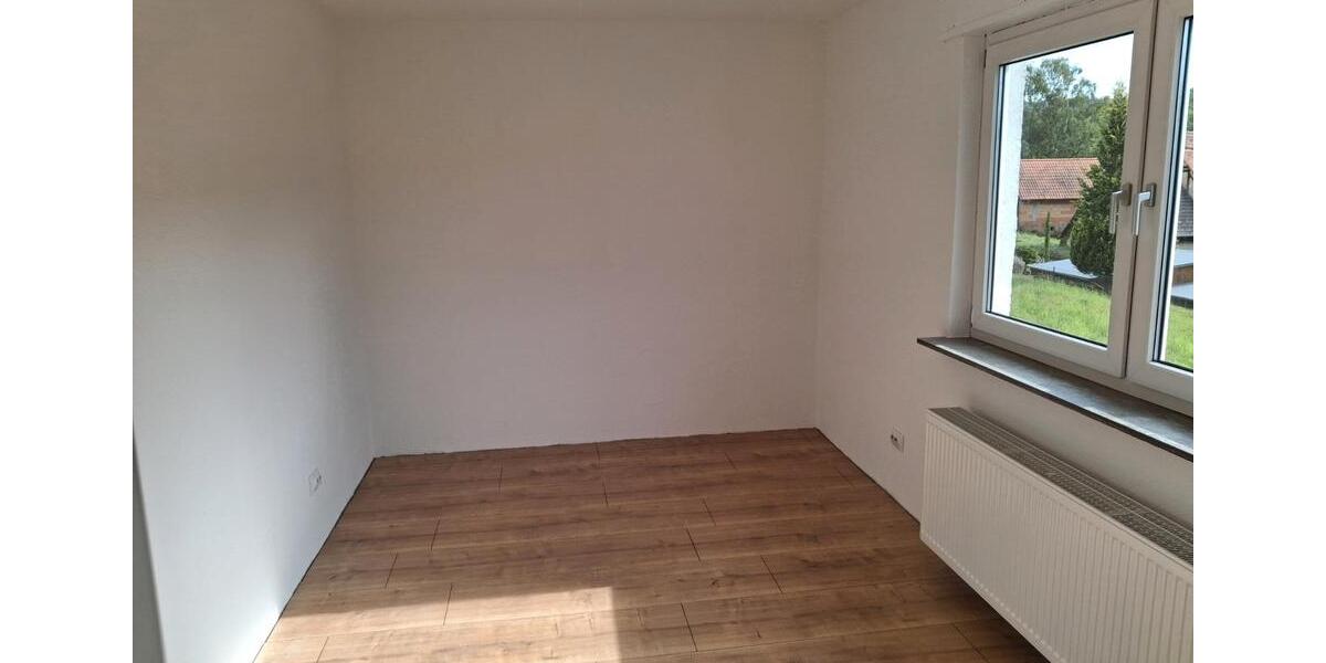 Etagenwohnung Hirschhorn (Neckar) - 4 Zimmer, 93 m&sup2;, 930&euro; | Angebot:26636096