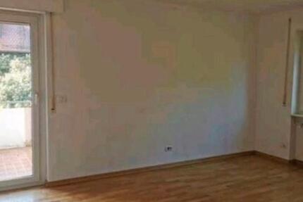 Gepflegte 4er Wg - 2 freie Zimmer mit Balkon zimmer