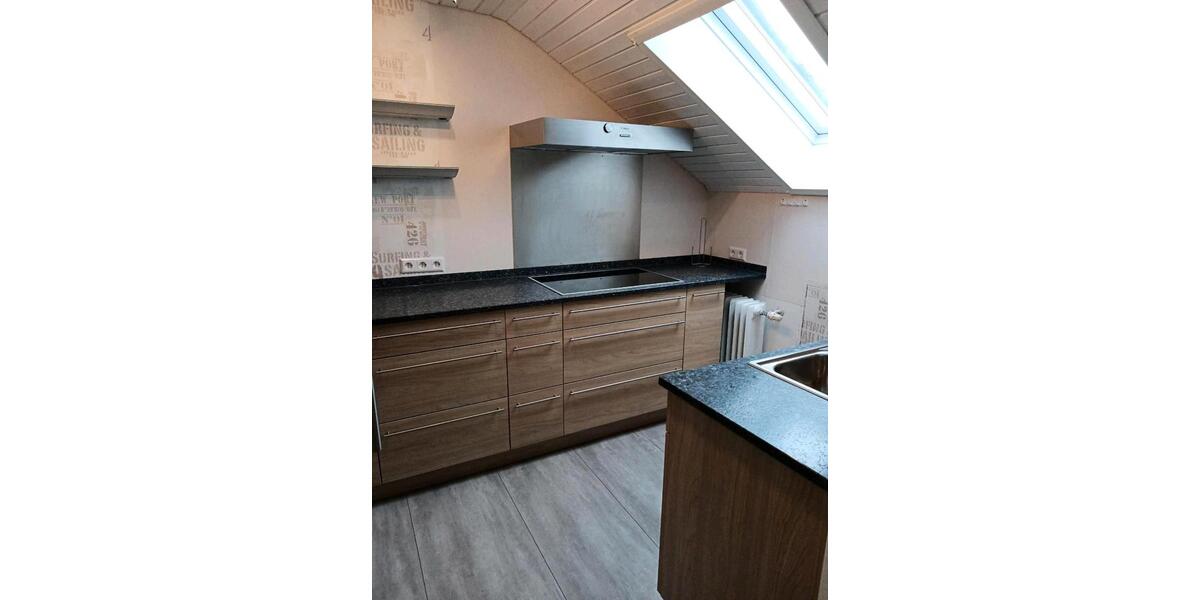 Dachgeschoßwohnung Warthausen - 4 Zimmer, 85 m&sup2;, 1.300&euro; | Angebot:26603201