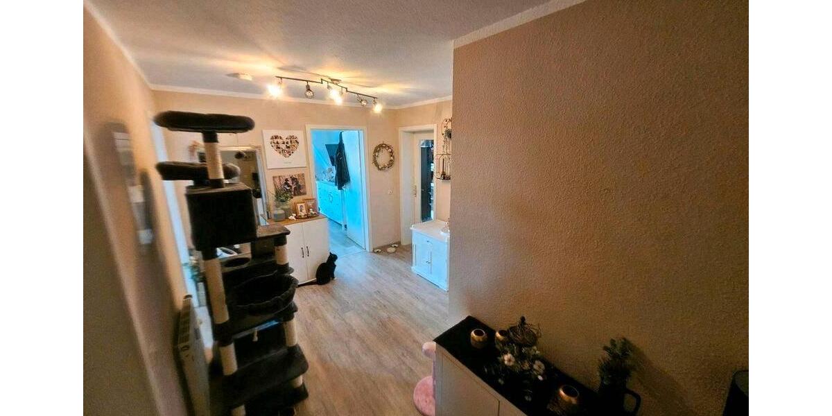 Dachgeschoßwohnung Schipkau - 3 Zimmer, 82 m&sup2;, 745&euro; | Angebot:26074981