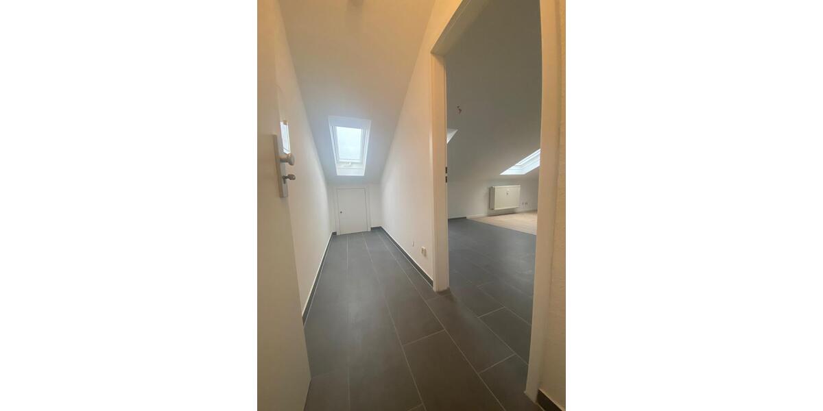 Dachgeschoßwohnung Ebelsbach - 1 Zimmer, 33 m&sup2;, 339&euro; | Angebot:24826302