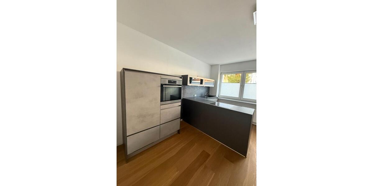 Erdgeschoßwohnung Mönchengladbach - 2 Zimmer, 68 m&sup2;, 720&euro; | Angebot:26492230