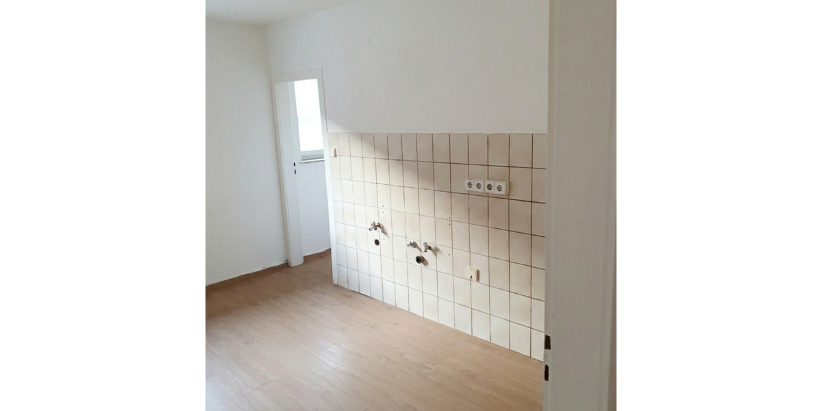 Etagenwohnung Bad Mergentheim - 4 Zimmer, 85 m&sup2;, 800&euro; | Angebot:25332641