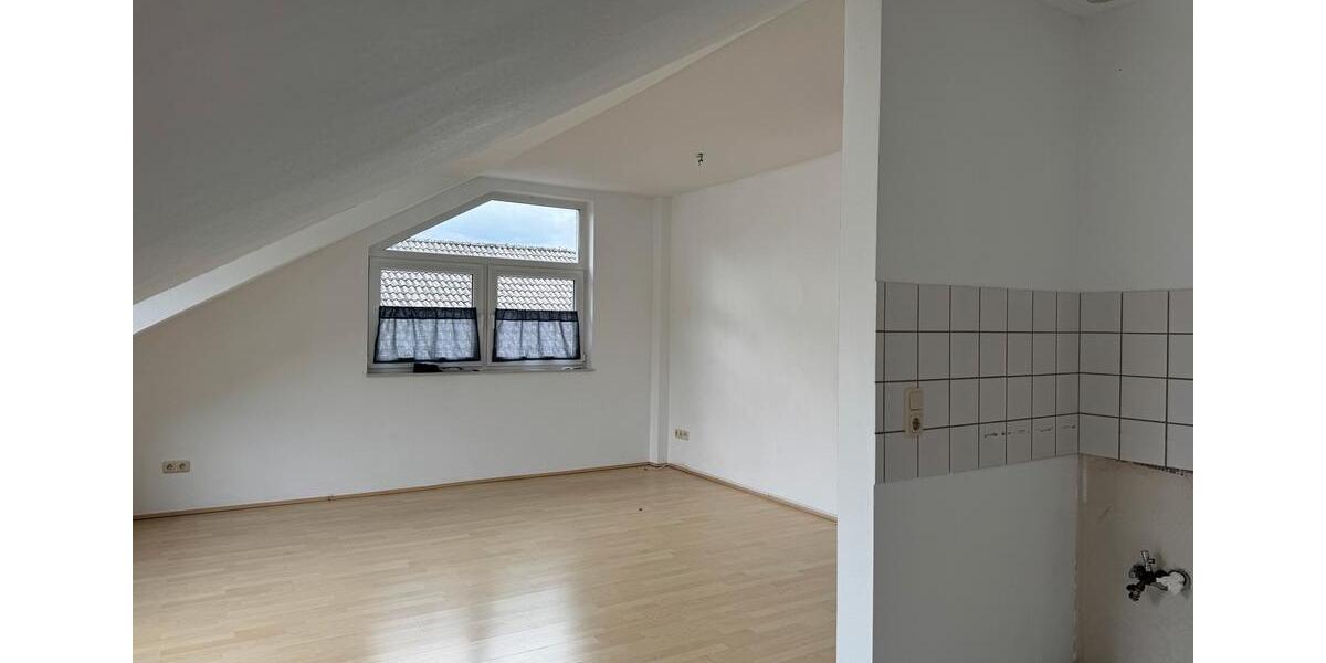 Dachgeschoßwohnung Simmerath - 2 Zimmer, 65 m&sup2;, 620&euro; | Angebot:26614516