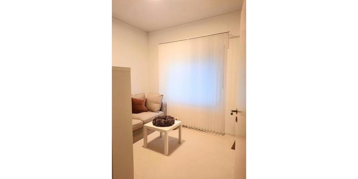 Charmanter Bungalow zu vermieten. Ruhige , zentrale Lage 4 zimmer