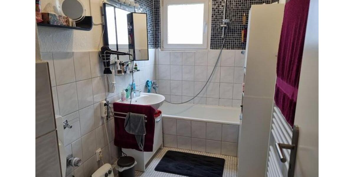 Ab sofort o.später:Stadtrand BS-Südwest, EG,Balkon,Gart.,Küche 3 zimmer