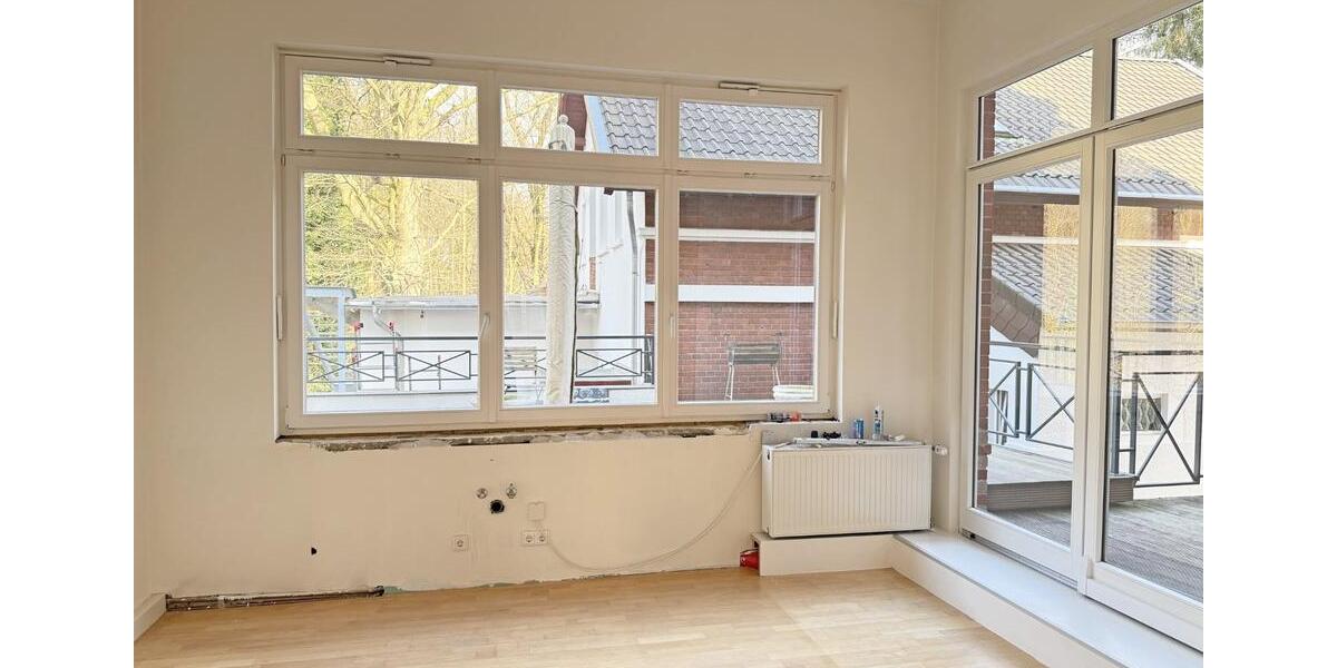 Erdgeschoßwohnung Bad Oeynhausen - 4 Zimmer, 176 m&sup2;, 1.265&euro; | Angebot:22479772