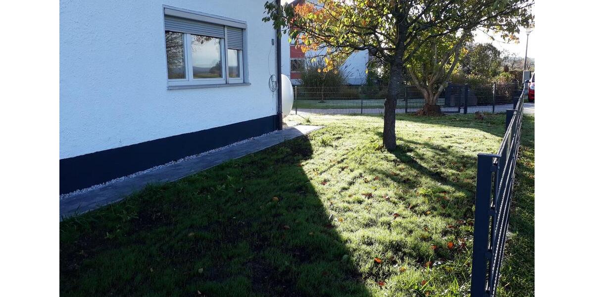 Einfamilienhaus Winzer - 6 Zimmer, 140 m&sup2;, 1.100&euro; | Angebot:24890663